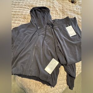 Athleta Seasoft Bubble Hem Full zip and Seasoft Straight Pant Set, New With Tags